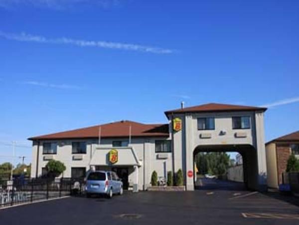 Super 8 By Wyndham Niagarawatervallen Buitenkant foto