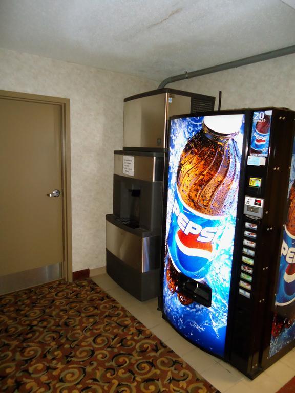 Super 8 By Wyndham Niagarawatervallen Buitenkant foto